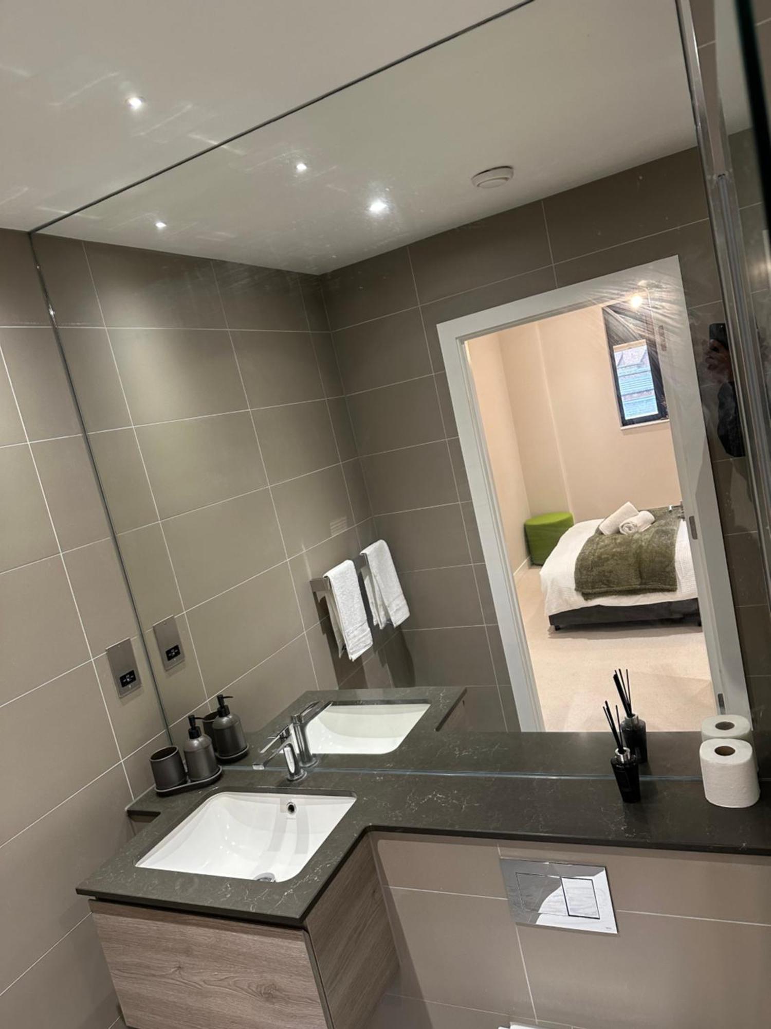 Richardson Deluxe Apartments لندن المظهر الخارجي الصورة