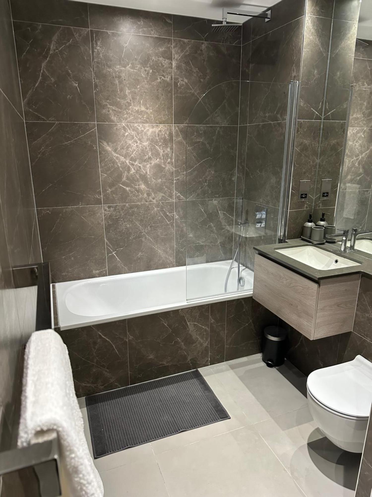 Richardson Deluxe Apartments لندن المظهر الخارجي الصورة